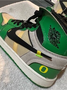 Jordan 1 off white Oregon Ducks (custom)